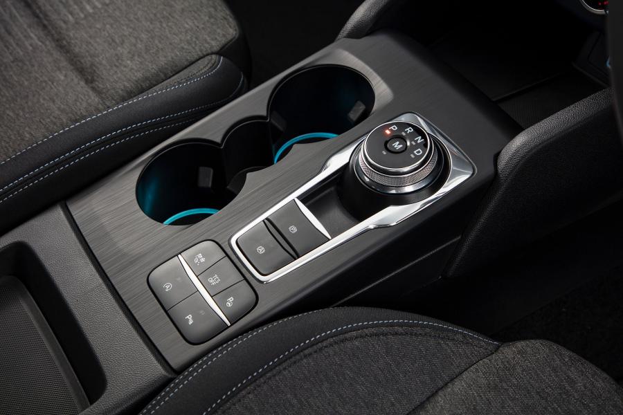 Детали интерьера Ford Focus Active 2019 года  (UK) (фото 9 из 14)